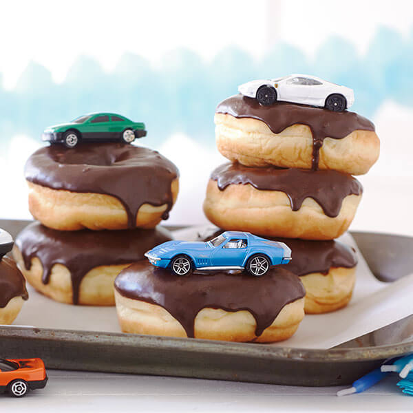 Easy birthday cake ideas: Spare-Tire Stack
