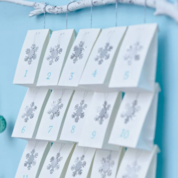 DIY advent calendar garland.